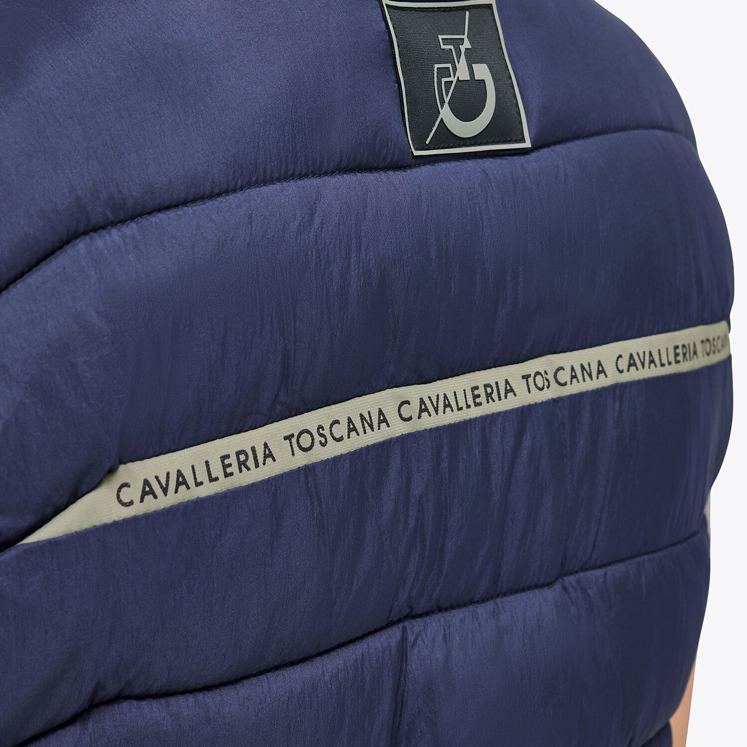    Team Highlight Quilted Nylon CAVALLERIA TOSCANA ()